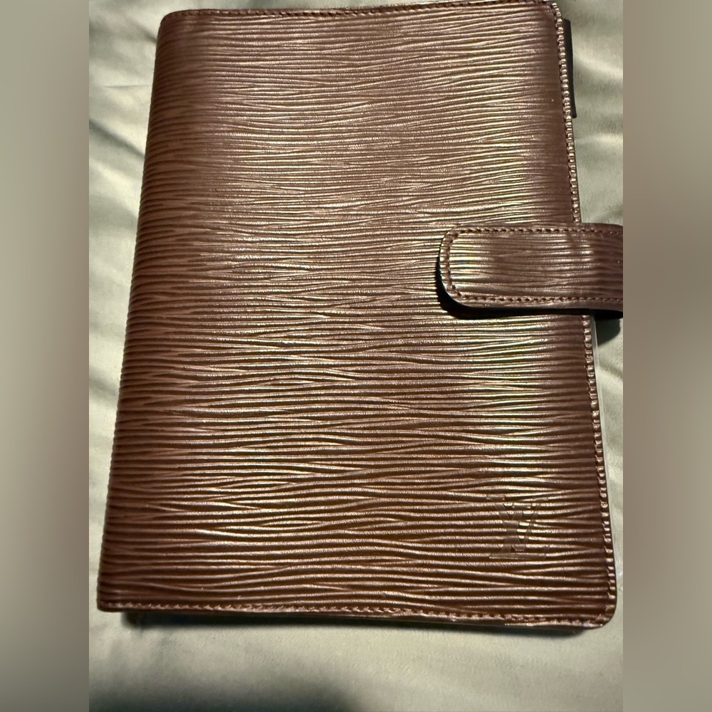 Louis Vuitton Epi Brown Leather Agenda MM - Picture 2 of 12